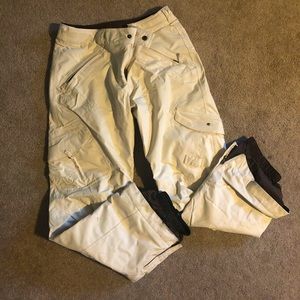 Snowboarding pants